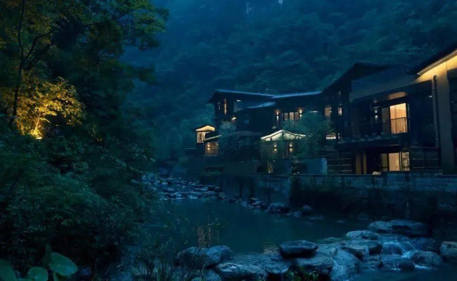 救援可怜的穴居人